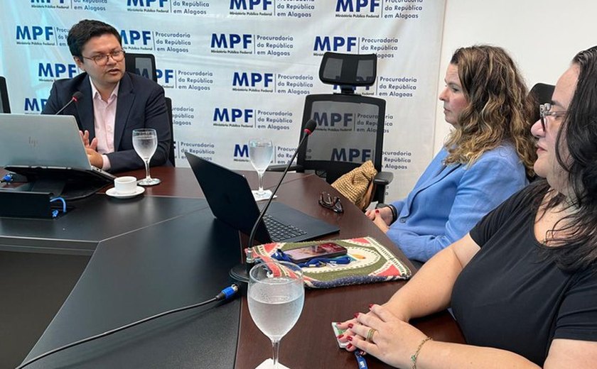 MPF recebe ABIH para discutir regulamentação dos passeios às piscinas naturais e eventos 'Banho de Lua' em Maceió