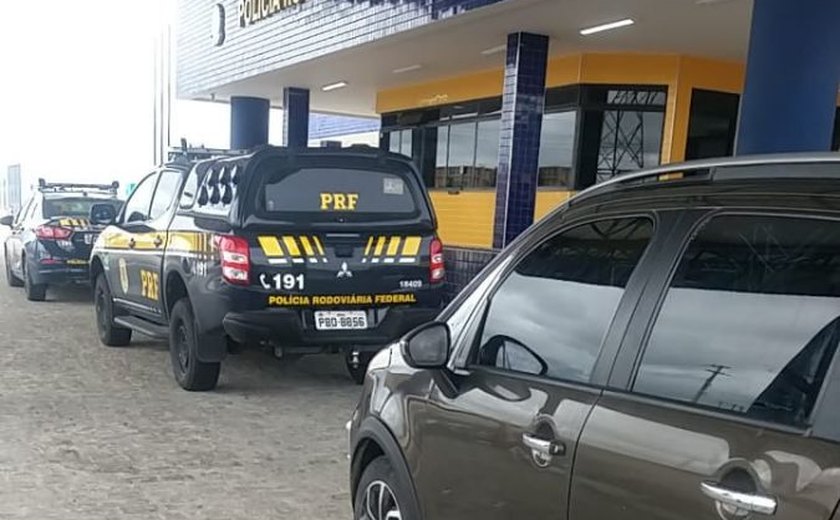 PRF prende dois homens por receptação e recupera um veículo em Alagoas