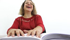 Secult e Dorina Nowill abrem inscrições gratuitas para Oficina de Leitura Acessível