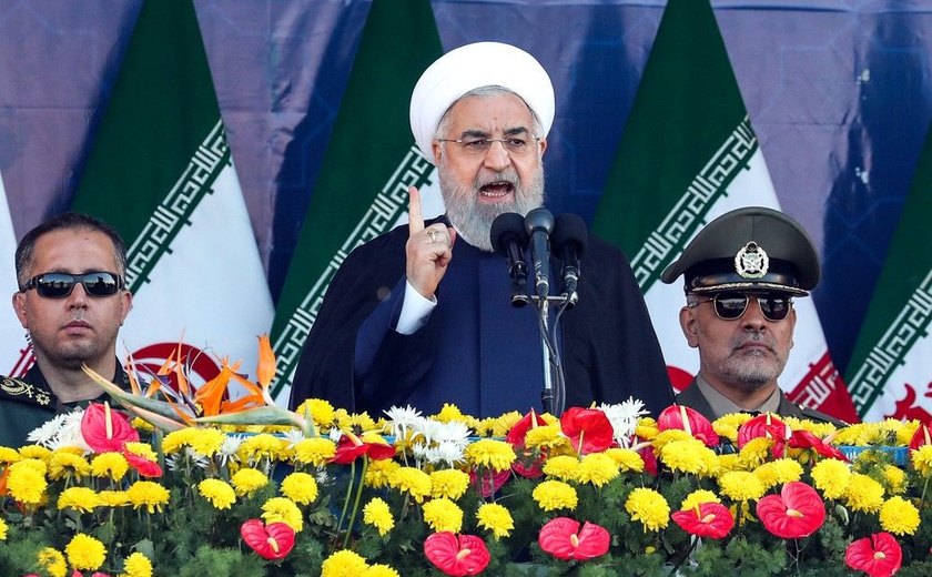Irã 'aumentará capacidades defensivas' em mísseis, diz presidente