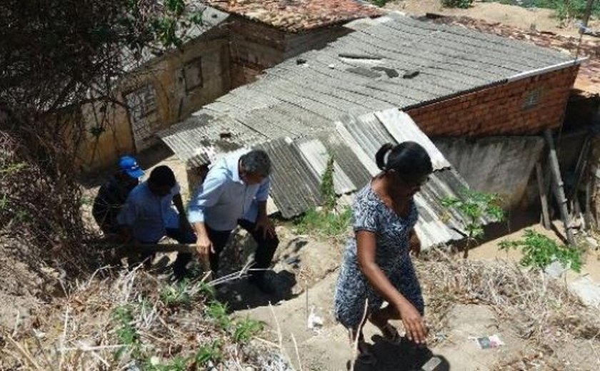 Governo leva obras de mobilidade urbana a quatro grotas do Jacintinho