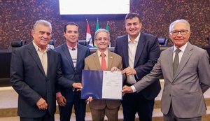 Prefeito Carlos participa da adesão de Rio Largo ao Programa Moradia Legal: 'Compromisso com a dignidade do nosso povo'