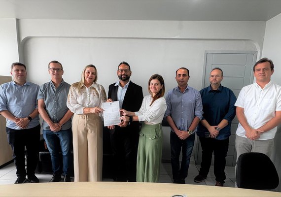 Incra e prefeitura de Flexeiras firmam parceria para criação da Sala da Cidadania