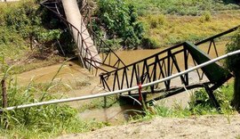 Ponte desaba e preocupa moradores e motoristas em São Luís do Quitunde