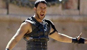 Ridley Scott diz ter ideia para trazer Russell Crowe de volta em Gladiador 2