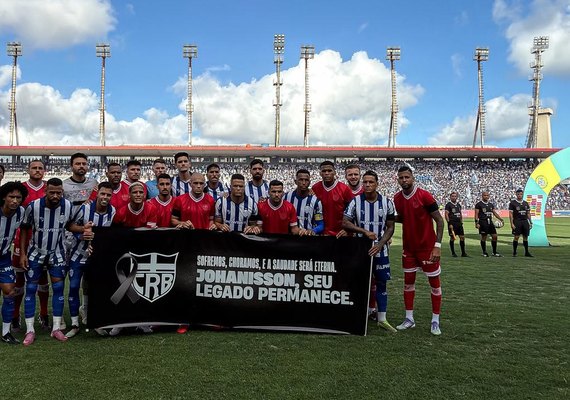 Incêndio de grandes proporções atinge área de vegetação próximo ao Lago da Perucaba