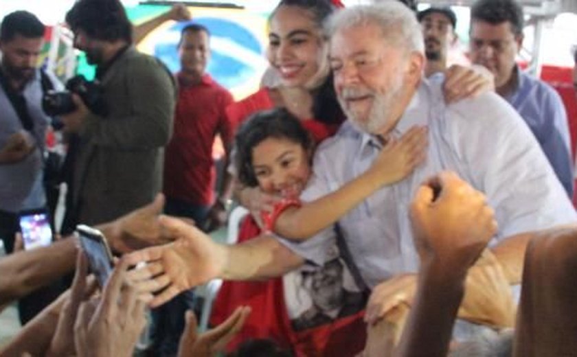 Lula recorre para que pedido de liberdade vá à 2ª Turma do STF