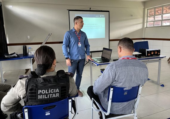 Professores são orientados e capacitados pela SSP sobre como proceder com incidentes em escolas