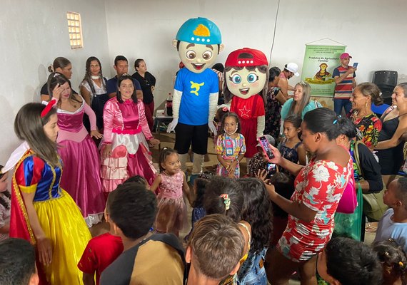 Arapiraca: associação de moradores promove dia de lazer para crianças