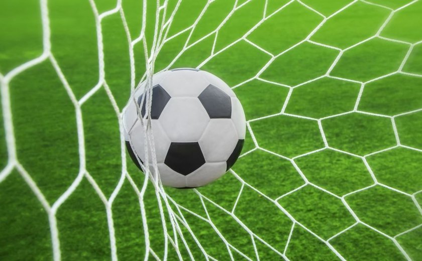 CRB derrota o Murici no Estádio Rei Pelé em jogo de cinco gols