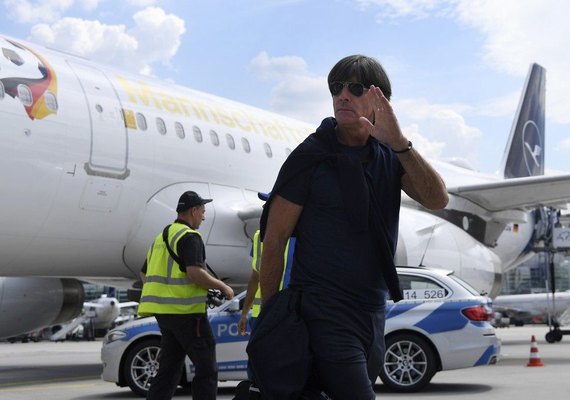 Joachim Löw permanece no comando da seleção da Alemanha até 2022