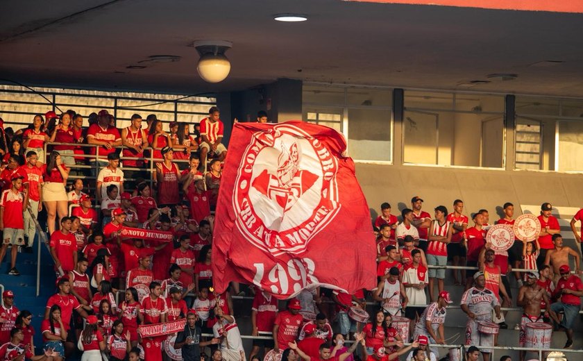 CRB arrecada mais de 400 kits escolares na primeira fase do Campeonato Alagoano