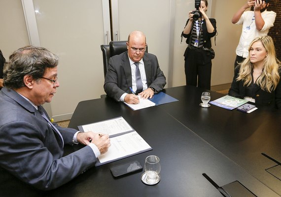 TJ/AL e Setur firmam acordo para capacitar vítimas de violência doméstica