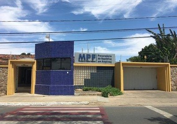 Municípios sertanejos devem retirar nomes de pessoas vivas de bens públicos