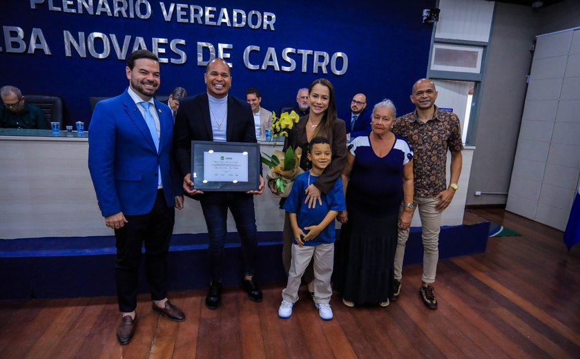 Câmara Municipal homenageia legado de Aloísio Chulapa por sua trajetória no futebol
