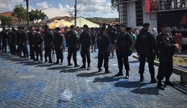 PM reforça segurança durante o desfile do tradicional bloco Tudo Azul, em Murici