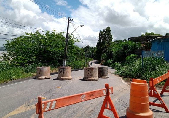 SMTT alerta os maceioenses para não utilizarem a Ladeira de Fernão Velho