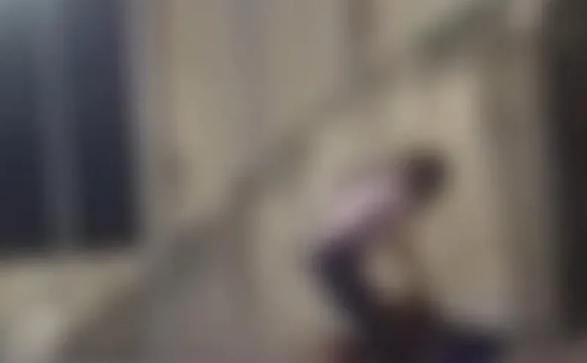 Presa mulher que agrediu a própria mãe por dinheiro para drogas em Viçosa