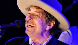 Livros de Bob Dylan sobem até 70 mil posições após anúncio de Nobel da Literatura