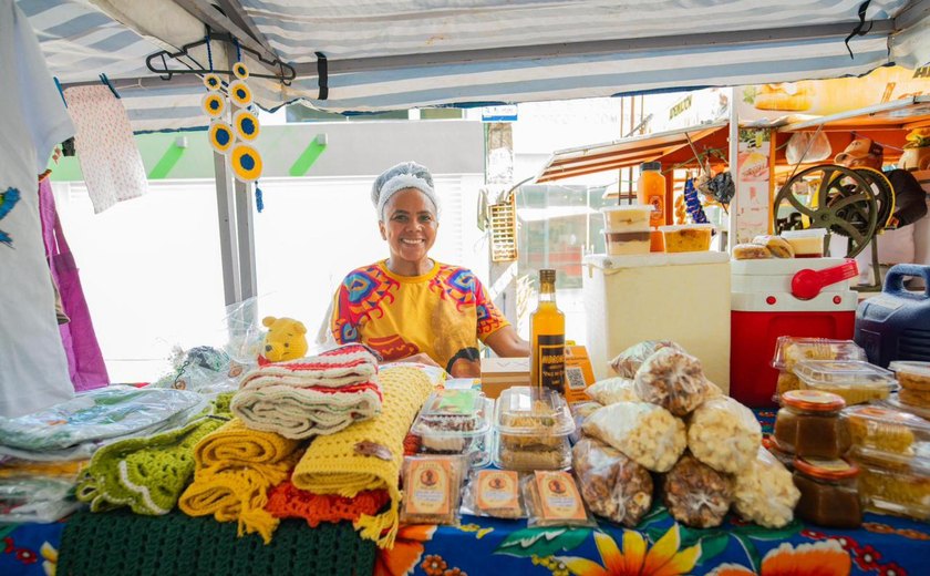 Feira da Agricultura Familiar movimenta Médio Sertão e a produção local em Santana do Ipanema