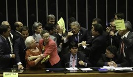 Câmara suspende sessão após protesto da oposição contra ação da PM