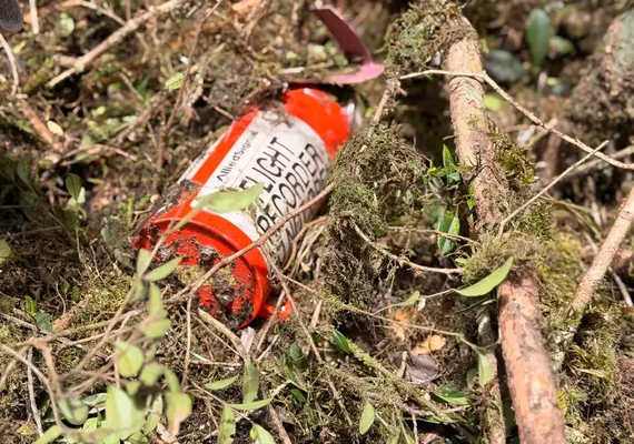 Cenipa recupera caixa-preta de helicóptero que levava cantor Rick