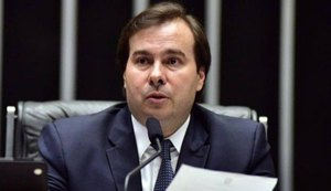 Rodrigo Maia diz que votar impeachment de Temer traria instabilidade