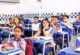 Alunos do 5º ano disputam etapa final da Olimpíada de Conhecimento em Maceió