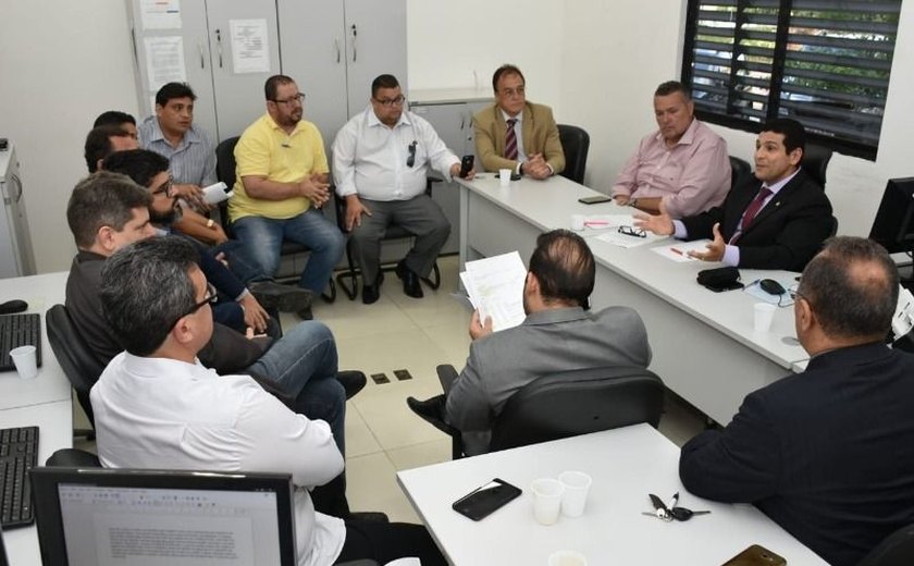 MP reúne cúpula da SSP, da Perícia, Seplag, Gabinete Civil e cobra solução para o IML