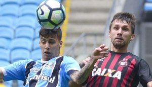 Grêmio empata e não aproveita tropeço do Corinthians