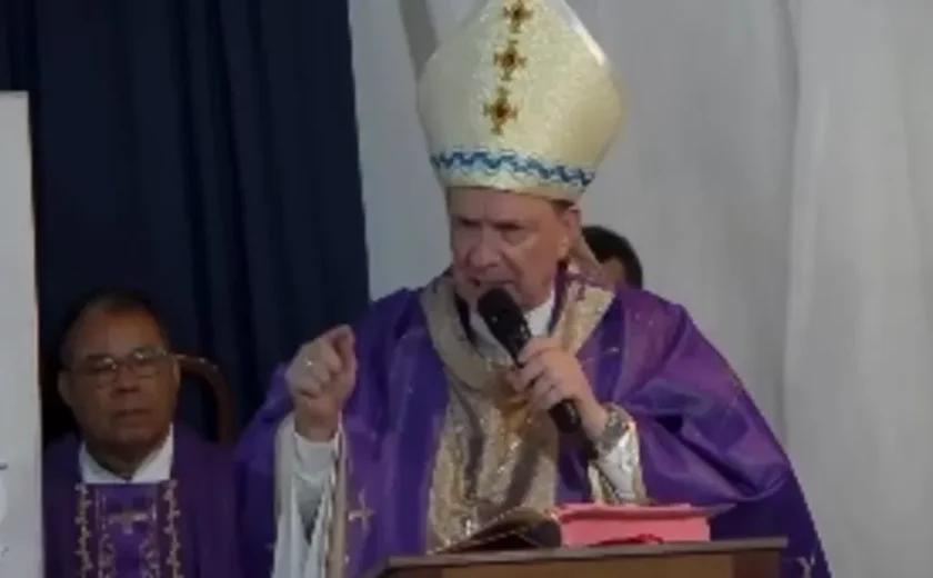 Bispo repudia comentários ofensivos após acidente com romeiros e pede respeito às famílias