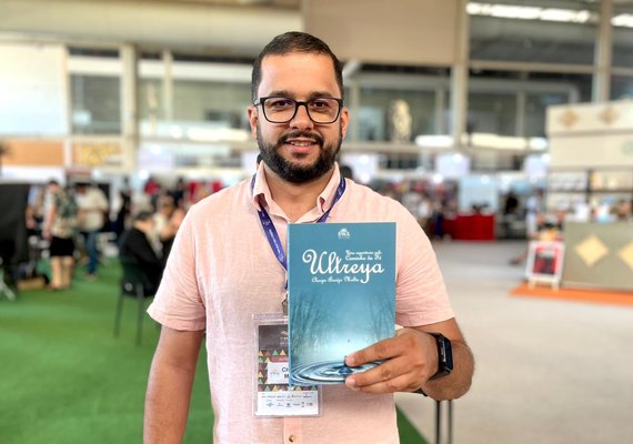 Peregrino Cheops Malta lança livro sobre o Caminho da Fé na 11ª Bienal Internacional do Livro de Alagoas