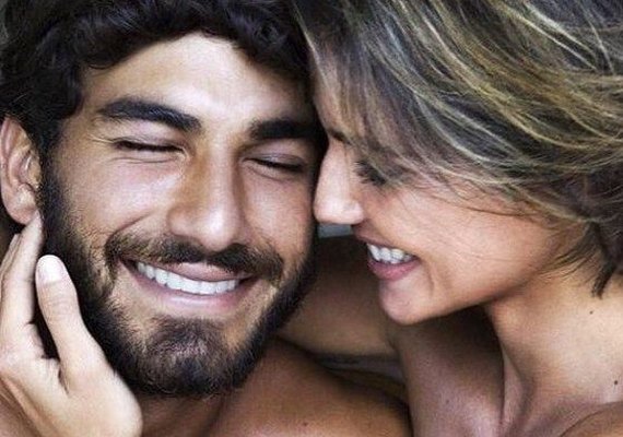 Deborah Secco parou de mentir ao conhecer o marido: 'Era viciada, louca e doente'