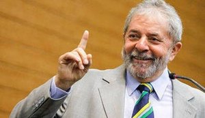 Gleisi: 'Condenação de Lula é tentativa de inviabilizar candidatura'