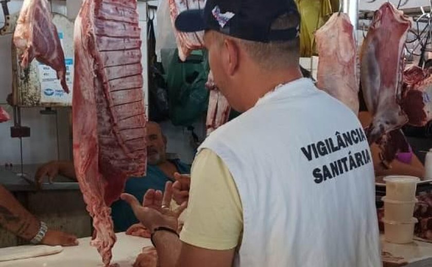 Vigilância Sanitária de Maceió promove ações em mercados públicos e na orla marítima