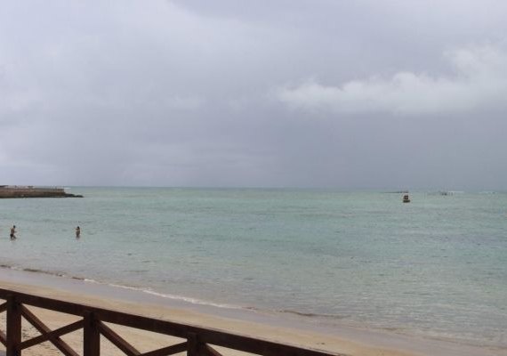 Feriadão: previsão aponta períodos chuvosos e tempo seco em Alagoas