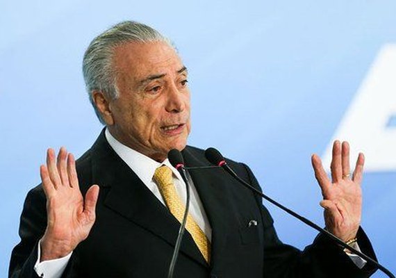 Michel Temer pede empenho de deputados para aprovar reforma da Previdência