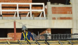 Construção empregou 2,5 milhões e pagou média de 2,1 salários mínimos