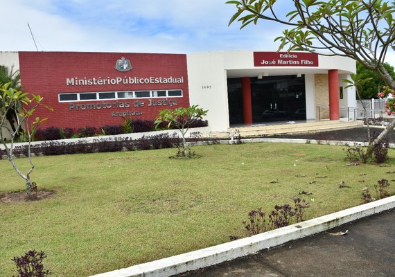 MP recomenda a contratação de psicólogos e assistentes sociais pela Educação de Arapiraca e Craíbas