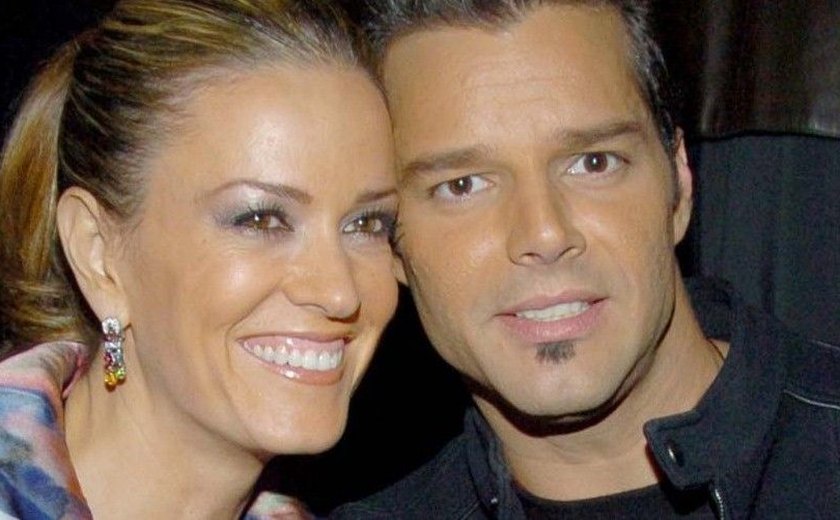 Rebecca de Alba, ex-noiva de Ricky Martin revela que ficou grávida do cantor