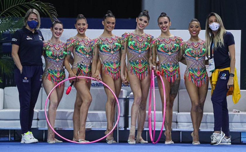 Seleção brasileira de Ginástica Rítmica de Conjunto faz apresentação no Colégio Marista de Maceió