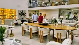 Parceria entre pai e filho entalha o futuro de uma das indústrias moveleiras mais tradicionais de Arapiraca