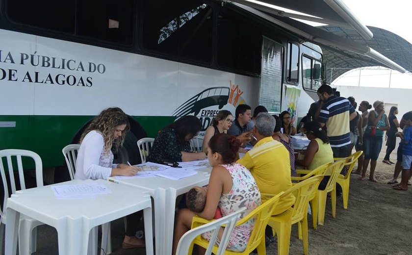 Expresso da Cidadania atende moradores do interior de Alagoas