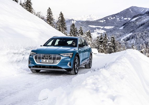Audi inicia testes do SUV 100% elétrico e-tron