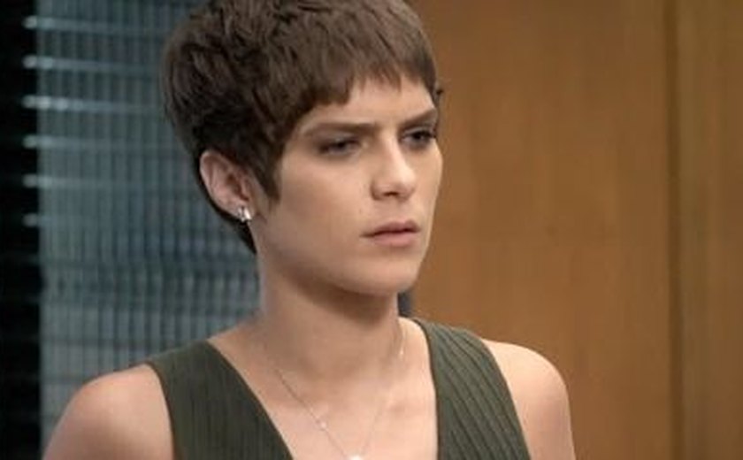 Letícia ganha peruca de Helô, e Isabella Santoni não terá que raspar cabeça