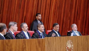 TSE anula votos de Garotinho, e Ruas vence governo do Rio no 1º turno