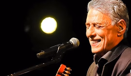 Médico revela estado de saúde do cantor Chico Buarque após cirurgia no crânio