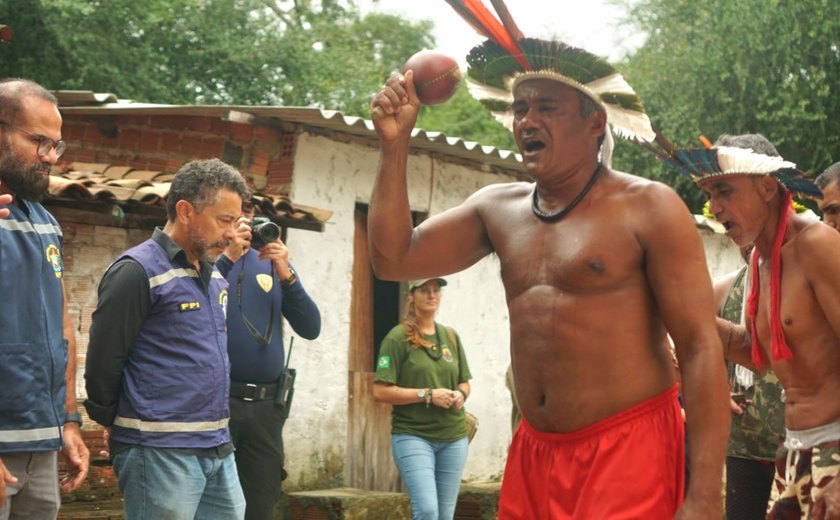 Indígenas Aconã recebem FPI do São Francisco com a dança sagrada do Toré, em Traipu