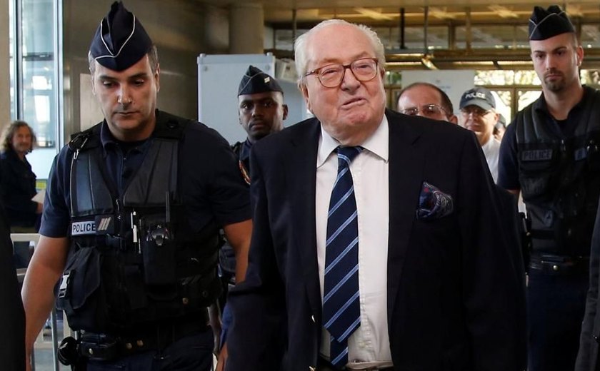 Jean-Marie Le Pen será julgado em Paris por incitação ao ódio racial