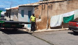 Homem escapa de blitz em Jequiá da Praia, abandona o veículo e foge
